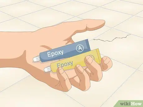 Ремонт треснувшей плитки на полу Шаг 1