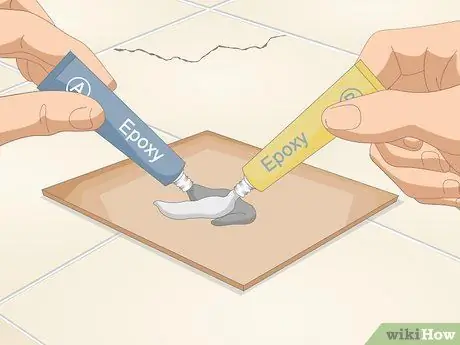 Ремонт треснувшей плитки на полу Шаг 3