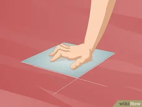 Укладка плитки и приклеивания шага 8