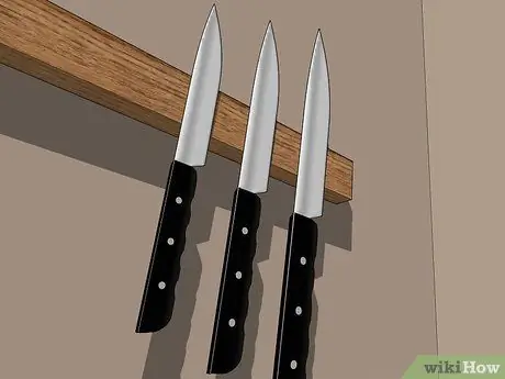 Храните ножи на кухне Шаг 10