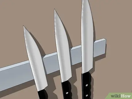 Храните ножи на кухне Шаг 9