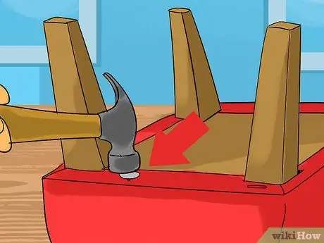 Замена обивки табурета для ног Step 9