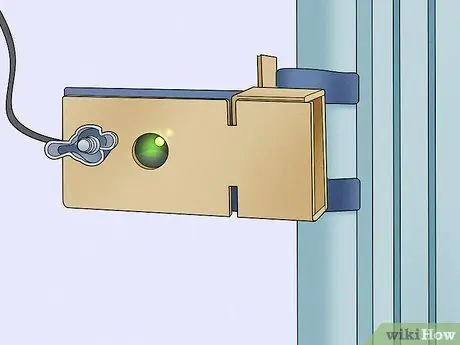 Закройте гаражные ворота, когда солнце светит в глаза электроники Шаг 11