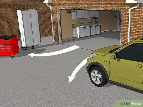 Очистите пол в гараже Шаг 1