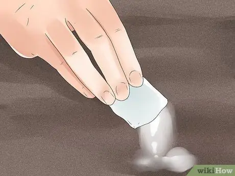 Держите голубые гортензии синими Шаг 6