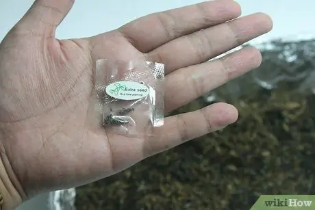 Используйте алюминиевую фольгу для садоводства Шаг 19