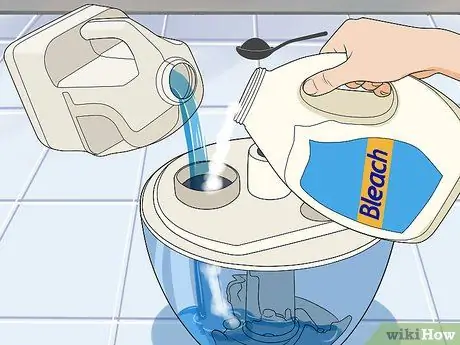 Очистите увлажнитель Vicks Шаг 11