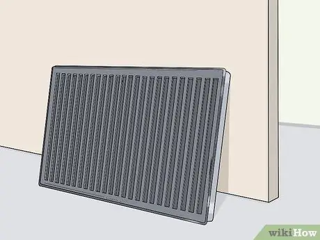 Очистите новый радиатор Шаг 13