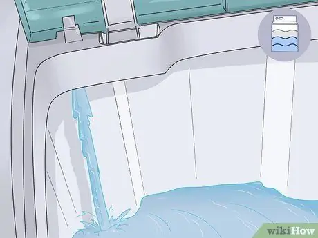 Работа в полуавтоматической стиральной машине Шаг 4