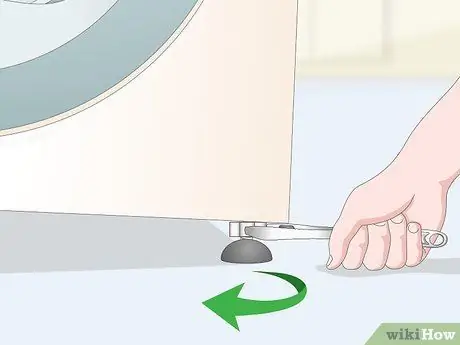 Выровняйте стиральную машину Шаг 7