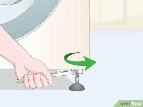 Выровняйте стиральную машину Шаг 9