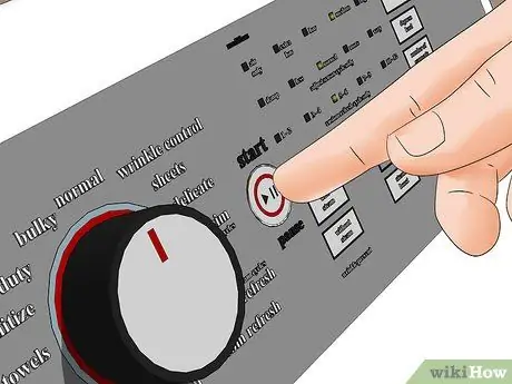 Используйте сушилку для одежды Шаг 12