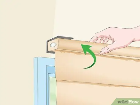 Повесить римские шторы Шаг 17