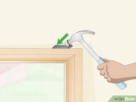 Повесьте римские шторы, шаг 3