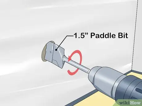 Подвесить бра Step 7
