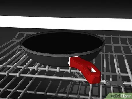 Храните чугунную посуду Шаг 3