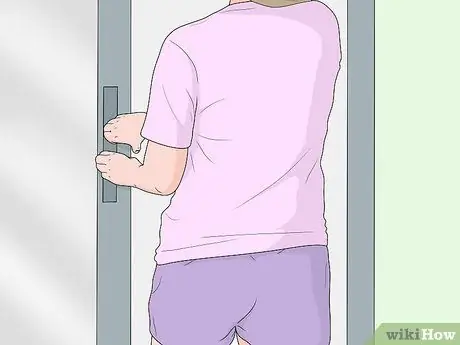 Откройте дверь тихо, шаг 13