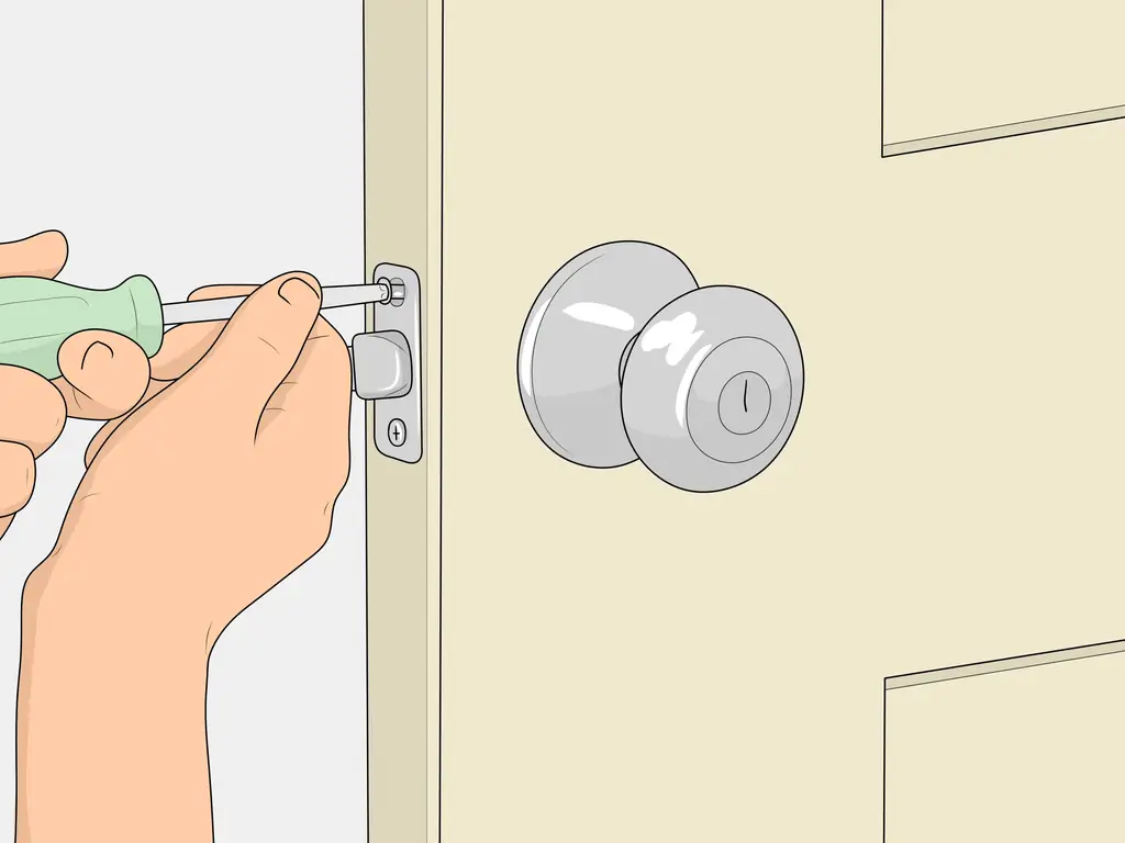 Как тихо открыть дверь: 2 шага