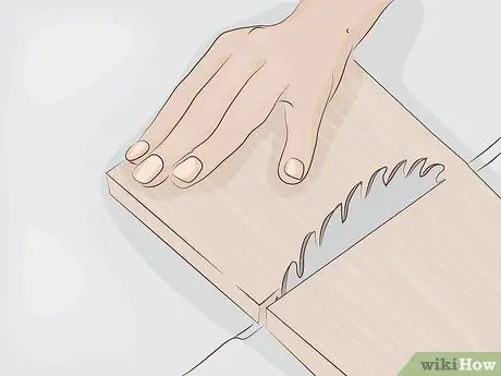 Установка цоколя у двери Шаг 6