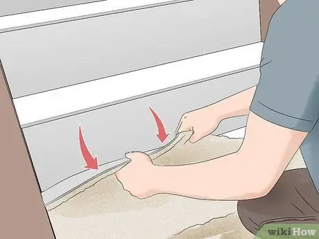 Установите бамбуковый пол на лестницу. Шаг 1