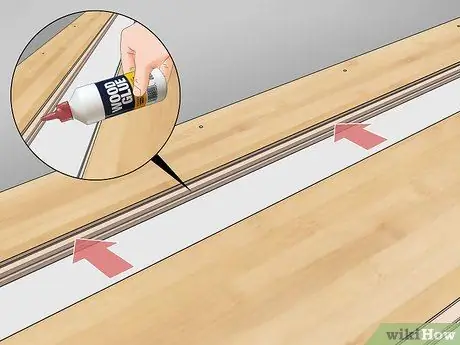 Установите бамбуковый пол на лестницу. Шаг 13