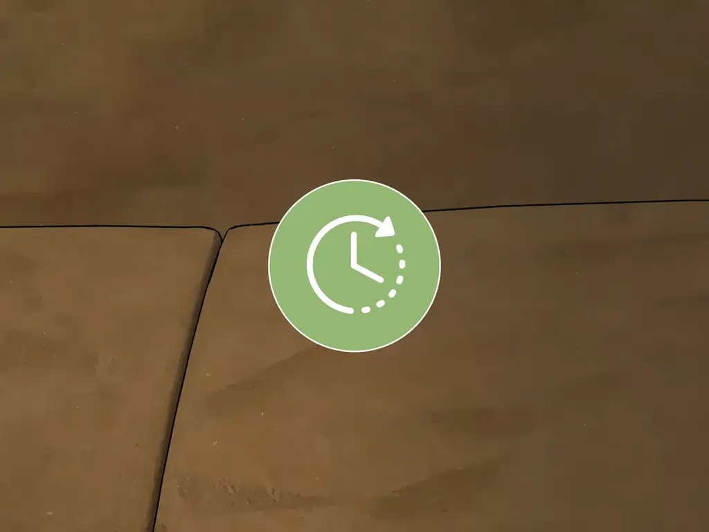 3 способа убрать мочу с дивана