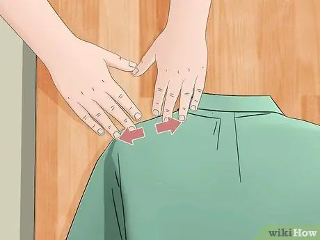 Предотвращение следов от вешалок на плечах Шаг 8