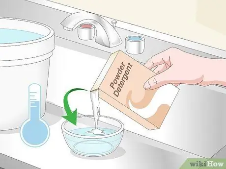 Постирайте флисовую куртку. Шаг 12