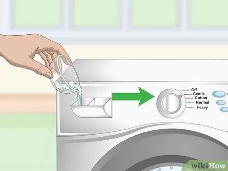 Постирайте флисовую куртку. Шаг 9