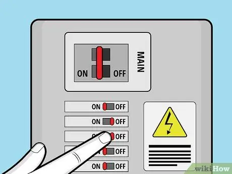 Замените галогенные потолочные светильники на светодиодные Step 7