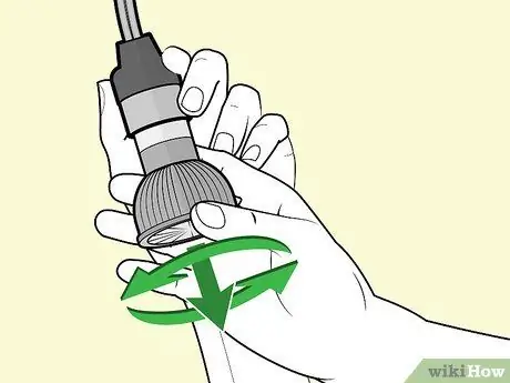 Замените галогенные потолочные светильники на светодиодные Step 8