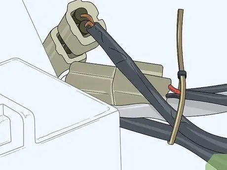 Установите ходовые огни Шаг 10