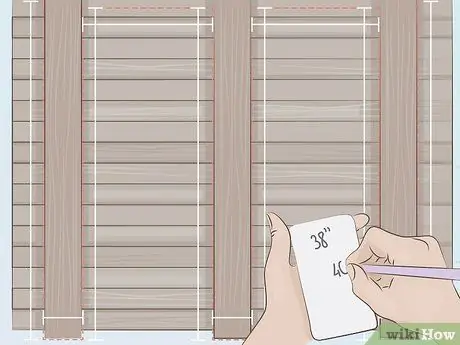 Повесить гирлянды на крытом патио Шаг 2