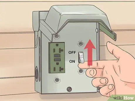 Установка наружного светильника Шаг 2