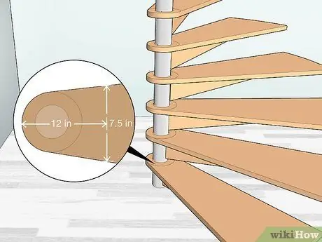 Построение винтовой лестницы Шаг 4