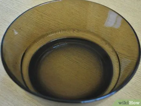 Очистите микроволновую печь с помощью лимона и уксуса, шаг 1