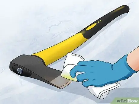 Store an Axe Step 2Bullet