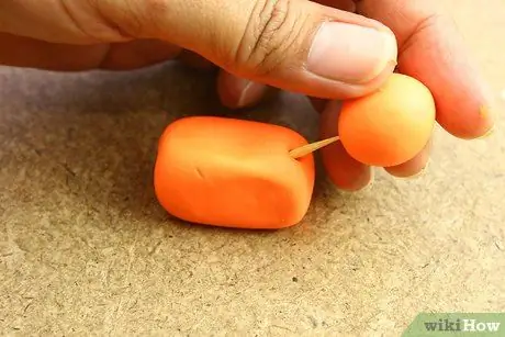 Сделайте стоящего тигра из глины. Шаг 3