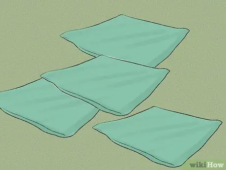 Окрашивание деревянного пола вручную Шаг 3