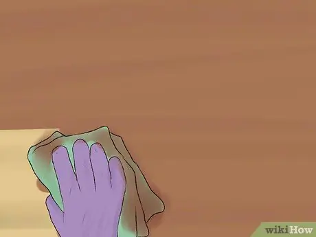 Окрашивание деревянного пола вручную Шаг 8