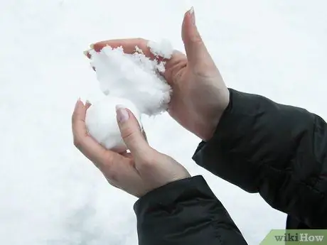 Сделать снежок Шаг 4