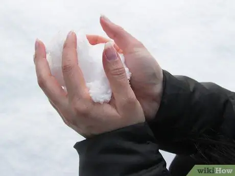 Сделать снежок Шаг 8