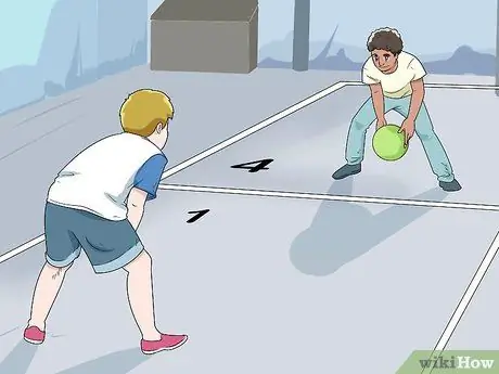 Играть в Four Square Step 6