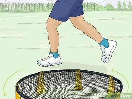 Играть в Spikeball Шаг 7 Играть в Spikeball Шаг 7