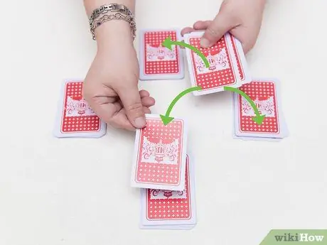 Играть в Big Two, шаг 4 Играть в Big Two, шаг 4