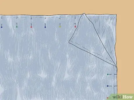 Сделайте одеяло из искусственного меха Шаг 4