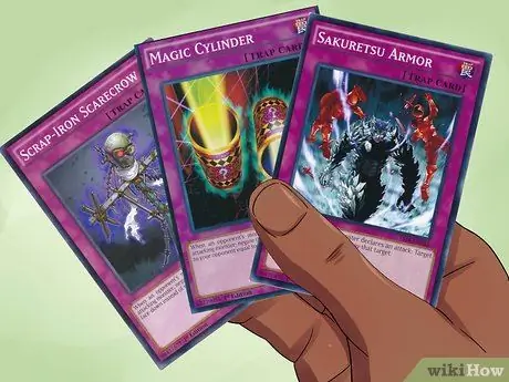 Создайте новичка Yu Gi Oh! Колода Step 6