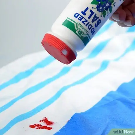 Удаление пятна крови с хлопковой наволочки Шаг 4