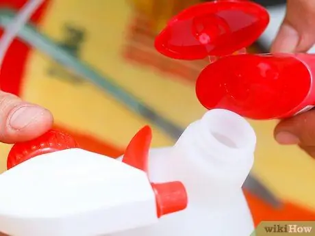 Удаление пятен крови с ковра, шаг 12