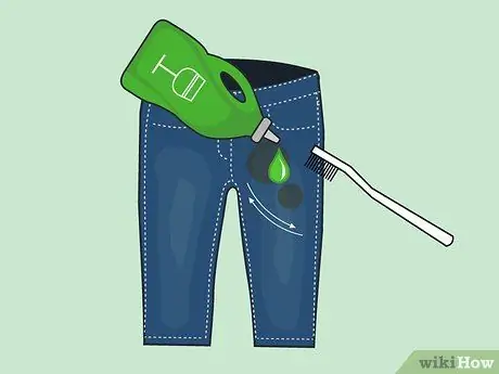 Избавьтесь от смазки из джинсов, шаг 4